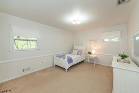 5 Robin Hill Road North Caldwell NJ 07006