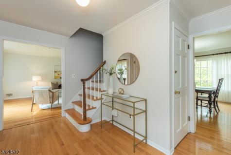 5 Robin Hill Road North Caldwell NJ 07006