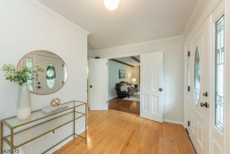 5 Robin Hill Road North Caldwell NJ 07006