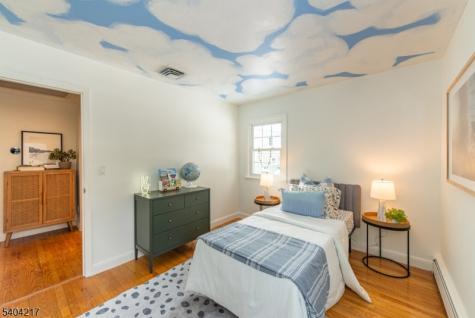 9 Windermere Road Montclair NJ 07043