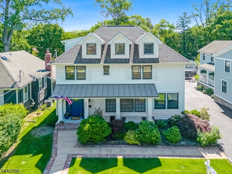 651 Grove Street Montclair NJ 07043