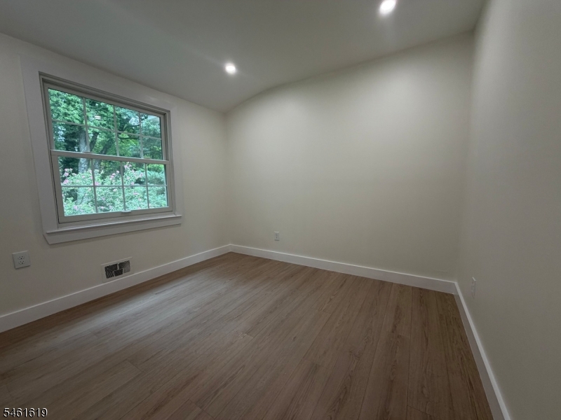 74 Fairway Drive East Hanover NJ 07936