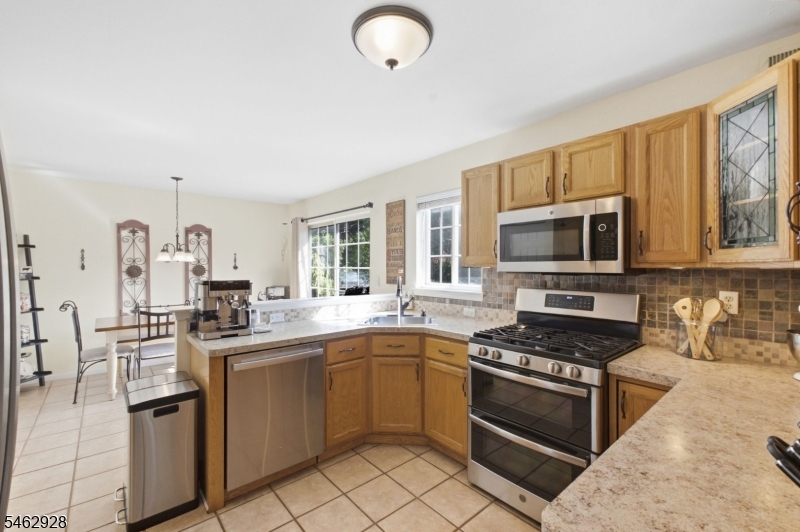 5 Kates Turn Jefferson NJ 07438