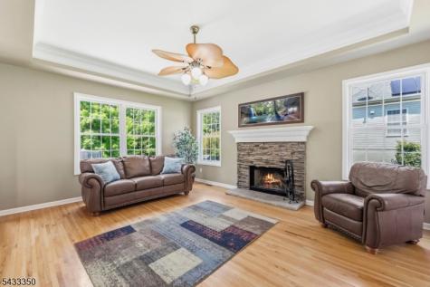 4 Matthew Drive Byram NJ 07871