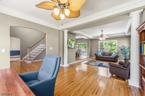 4 Matthew Drive Byram NJ 07871