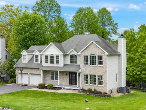 4 Matthew Drive Byram NJ 07871
