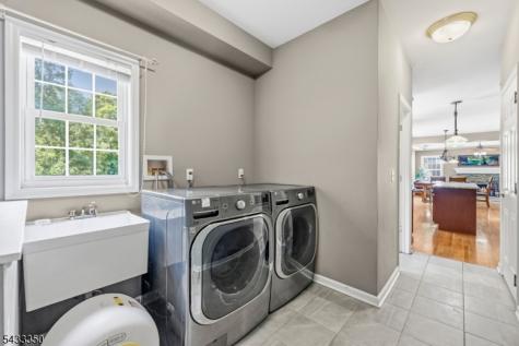 4 Matthew Drive Byram NJ 07871
