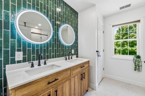 4 Matthew Drive Byram NJ 07871