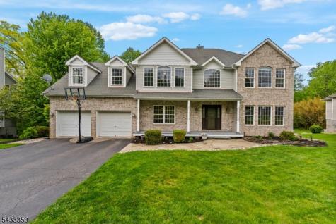 4 Matthew Drive Byram NJ 07871