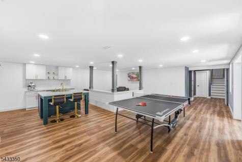 4 Matthew Drive Byram NJ 07871