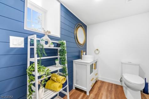 4 Matthew Drive Byram NJ 07871