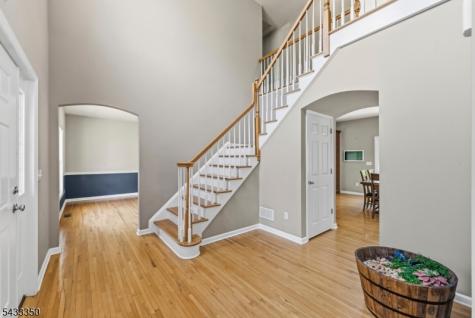 4 Matthew Drive Byram NJ 07871