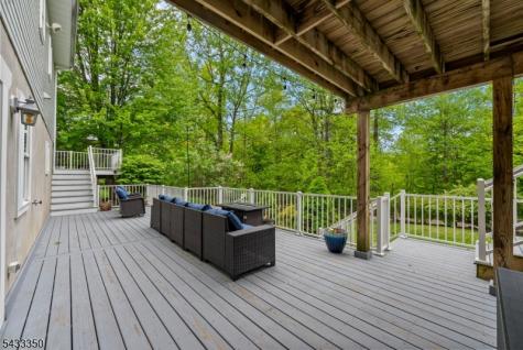 4 Matthew Drive Byram NJ 07871
