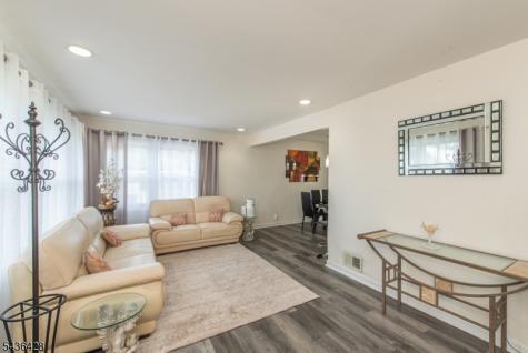 11 Hansen Street Lodi NJ 07644