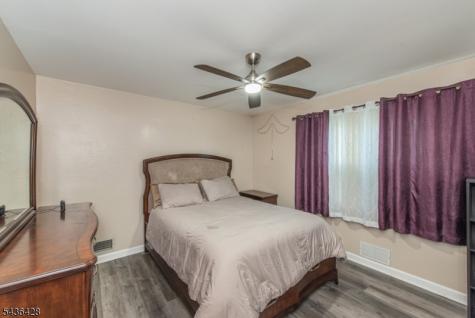 11 Hansen Street Lodi NJ 07644
