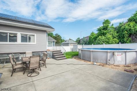11 Hansen Street Lodi NJ 07644