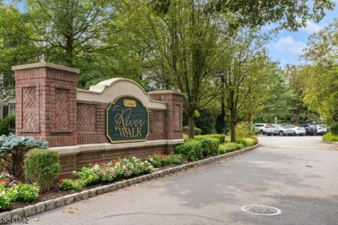 164 Riverwalk Way Clifton NJ 07014