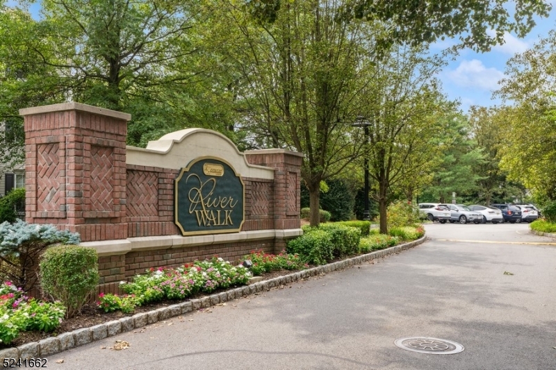 164 Riverwalk Way Clifton NJ 07014