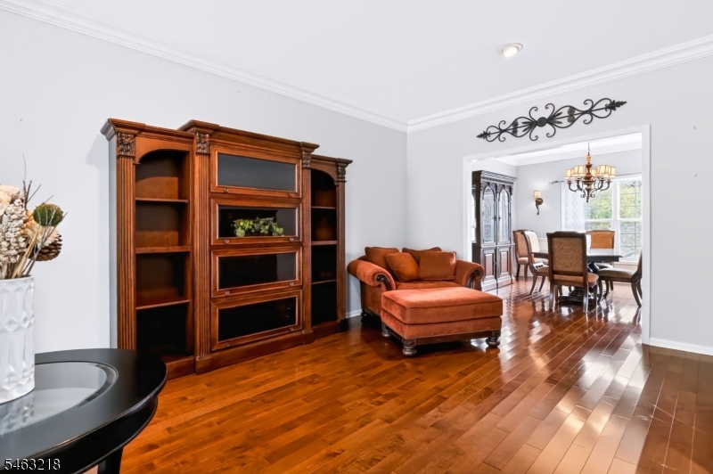 36 Bluebird Way Raritan NJ 08869