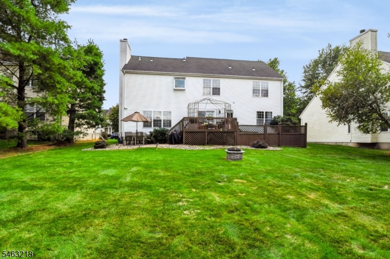 36 Bluebird Way Raritan NJ 08869
