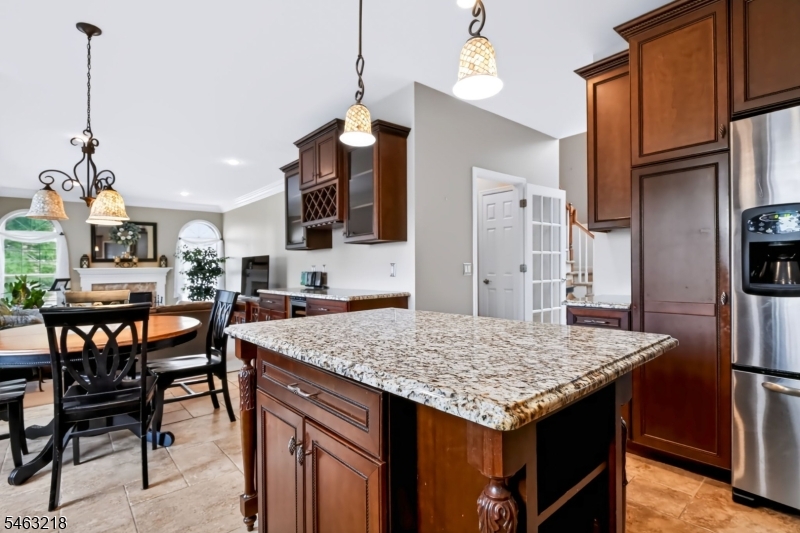 36 Bluebird Way Raritan NJ 08869