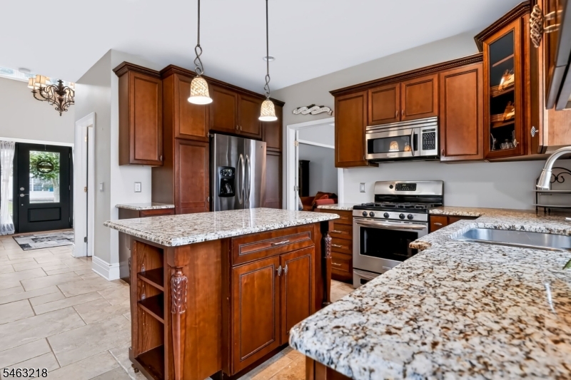 36 Bluebird Way Raritan NJ 08869