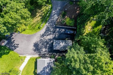 25 Cottage Avenue Frankford NJ 07860