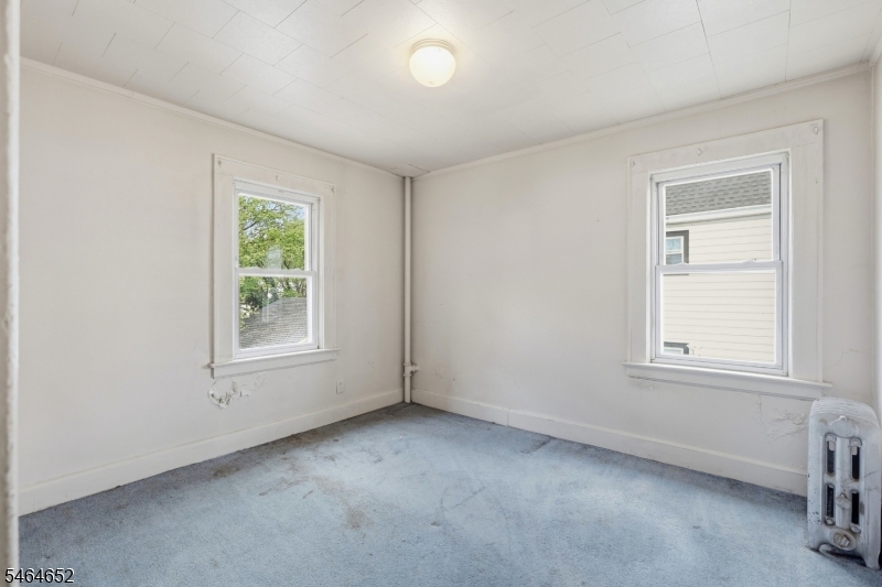 82 Berkshire Place Irvington NJ 07111