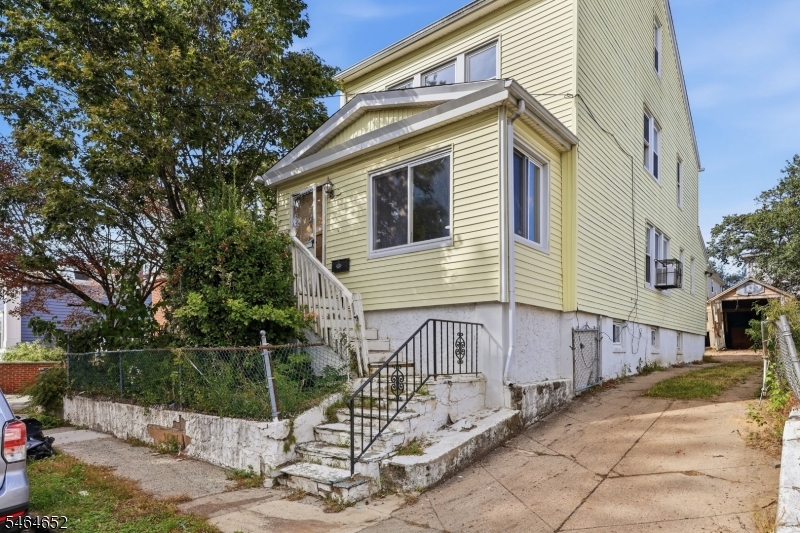 82 Berkshire Place Irvington NJ 07111
