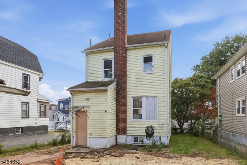 82 Berkshire Place Irvington NJ 07111
