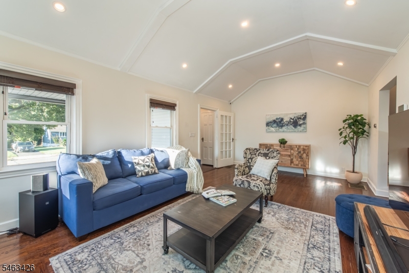 47 Mount Prospect Avenue Verona NJ 07044