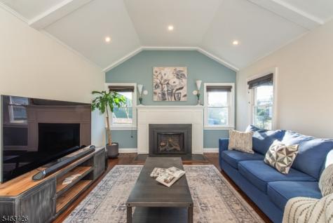 47 Mount Prospect Avenue Verona NJ 07044