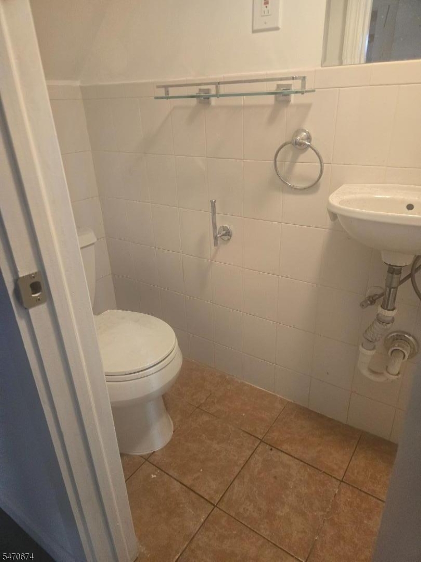 173 Edgar Street Woodbridge NJ 07095