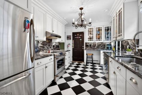 719 W Shore Trail Sparta NJ 07871