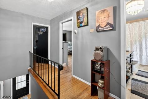 719 W Shore Trail Sparta NJ 07871