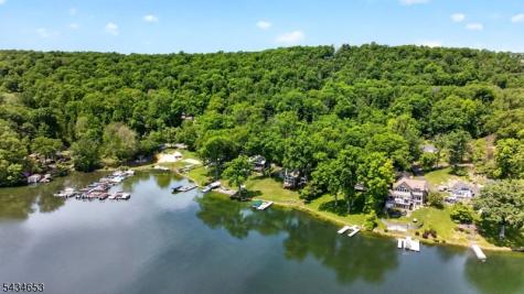 719 W Shore Trail Sparta NJ 07871