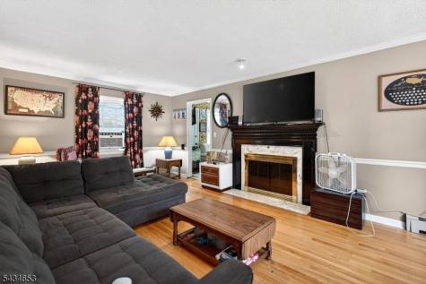 719 W Shore Trail Sparta NJ 07871