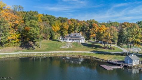 1 Brook Valley Terrace Kinnelon NJ 07405