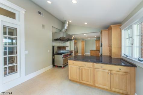 1 Brook Valley Terrace Kinnelon NJ 07405