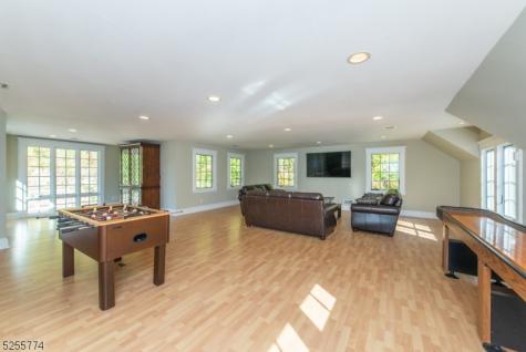 1 Brook Valley Terrace Kinnelon NJ 07405