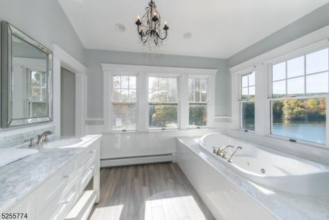 1 Brook Valley Terrace Kinnelon NJ 07405
