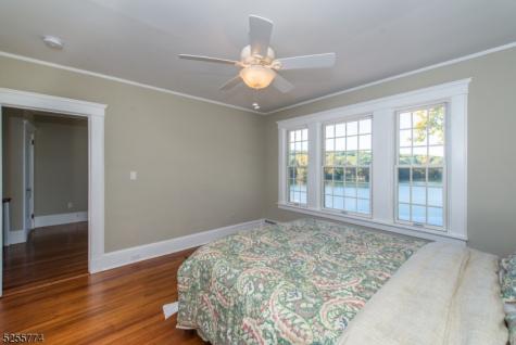 1 Brook Valley Terrace Kinnelon NJ 07405