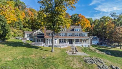 1 Brook Valley Terrace Kinnelon NJ 07405