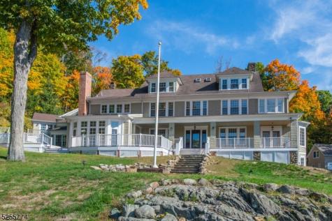 1 Brook Valley Terrace Kinnelon NJ 07405