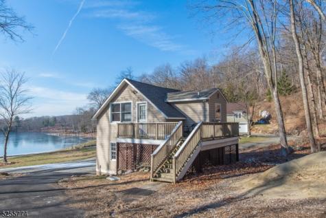 1 Brook Valley Terrace Kinnelon NJ 07405