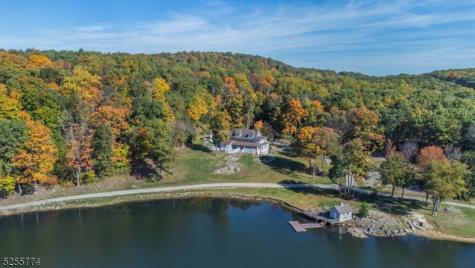1 Brook Valley Terrace Kinnelon NJ 07405