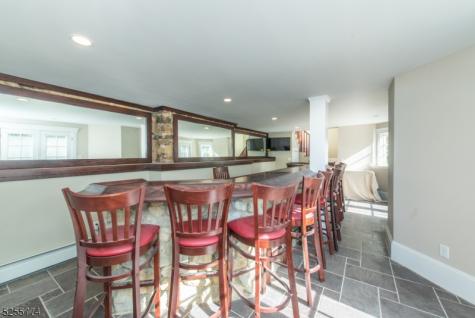 1 Brook Valley Terrace Kinnelon NJ 07405