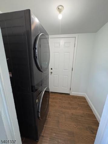 4 Whitehouse Avenue Readington NJ 08889