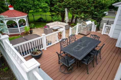 150 Noe Avenue Chatham NJ 07928