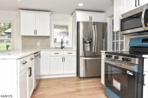 56 Lake Shore Road E Hardyston NJ 07460